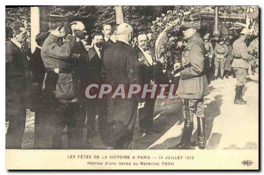 REPRO Les Fetes de la Victoire a Paris 14 Juillet 1919 Remise d'une Gerbe au Marechal Foch 