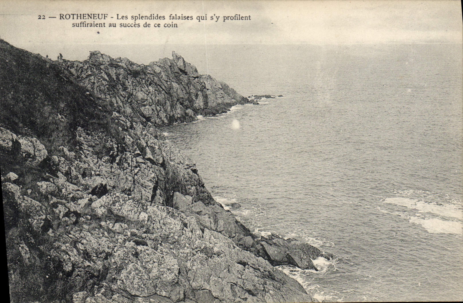 Rotheneuf — Les splendides falaises qui s'y profilent — n°22