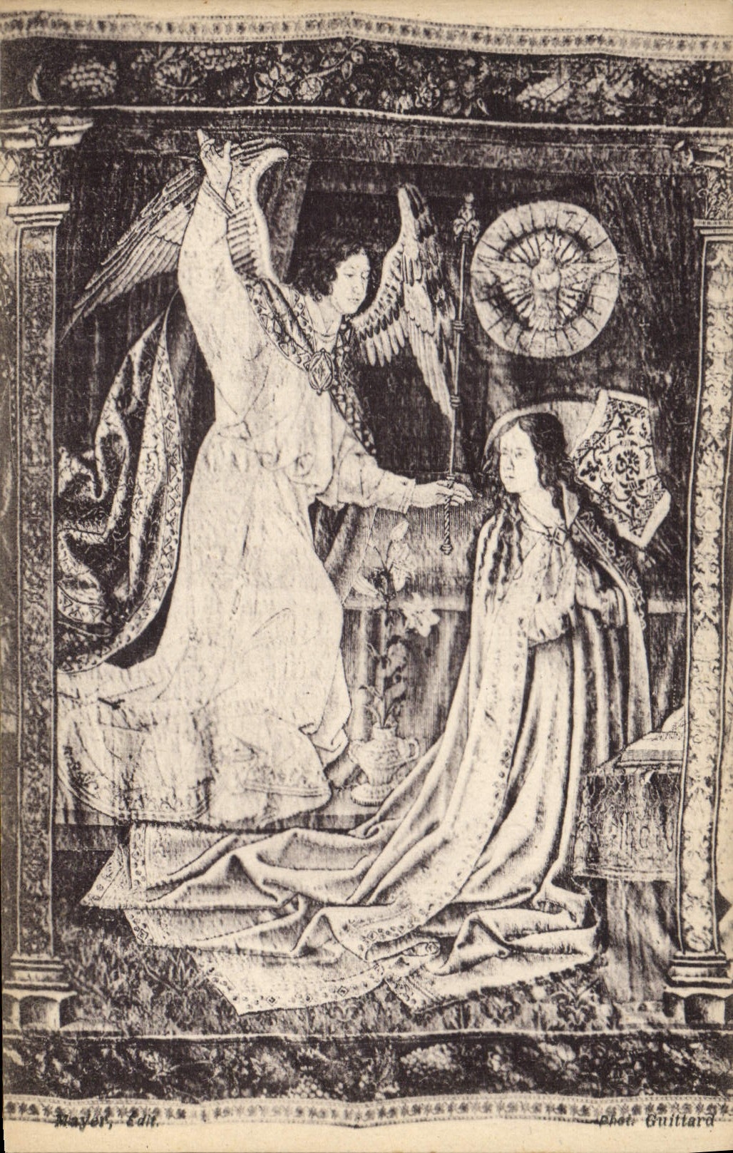 Saint-Sauveur — Cathedral — Flemish Tapestries (15th century) — Mayol, Publisher — Photo. Guittard
