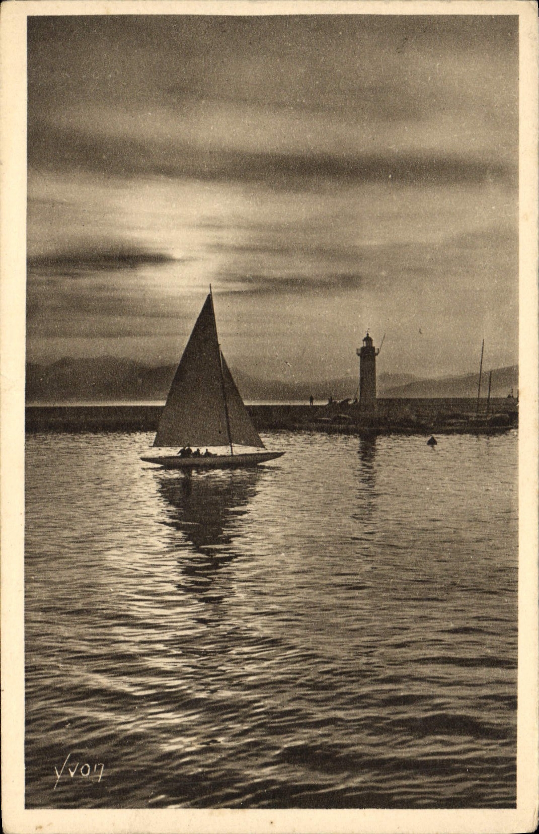 Cannes — Sonnenuntergang — La Douce France