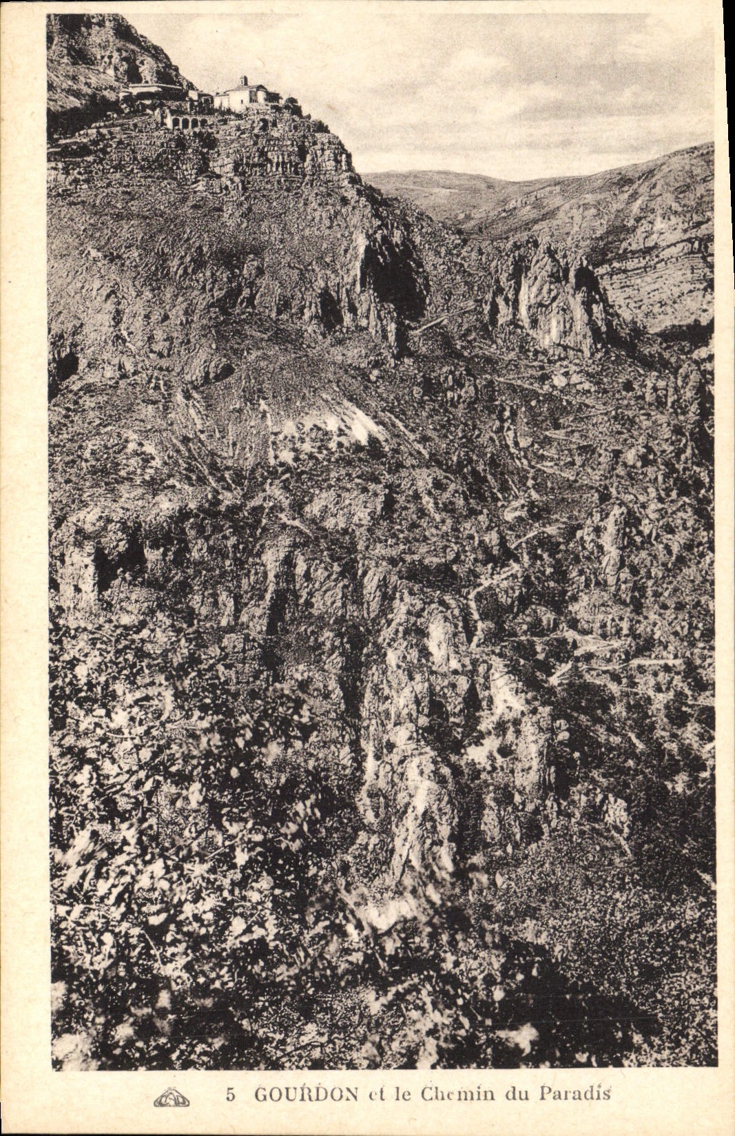 CPA Gourdon et le Chemin du Paradis 