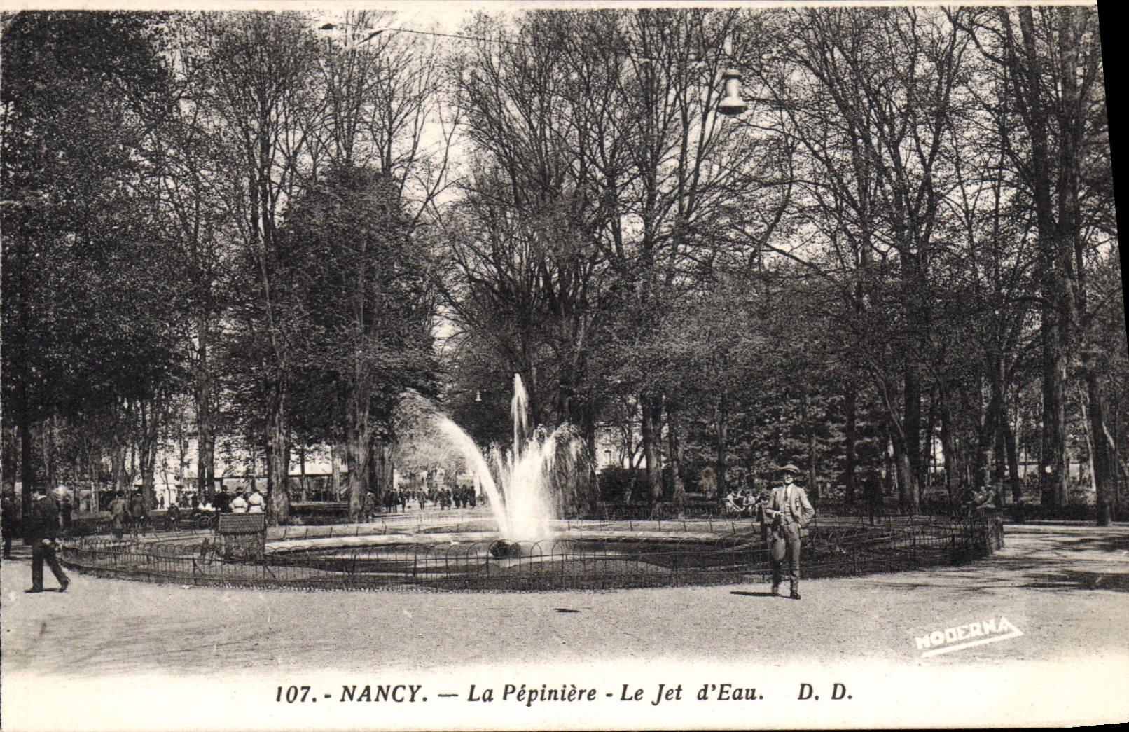 NANCY — La Pépinière — Le Jet d'Eau — Moderna, n°107