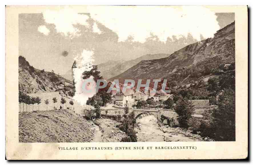 CPA Village d'entraunes Entre Nice et Barcelonnette 