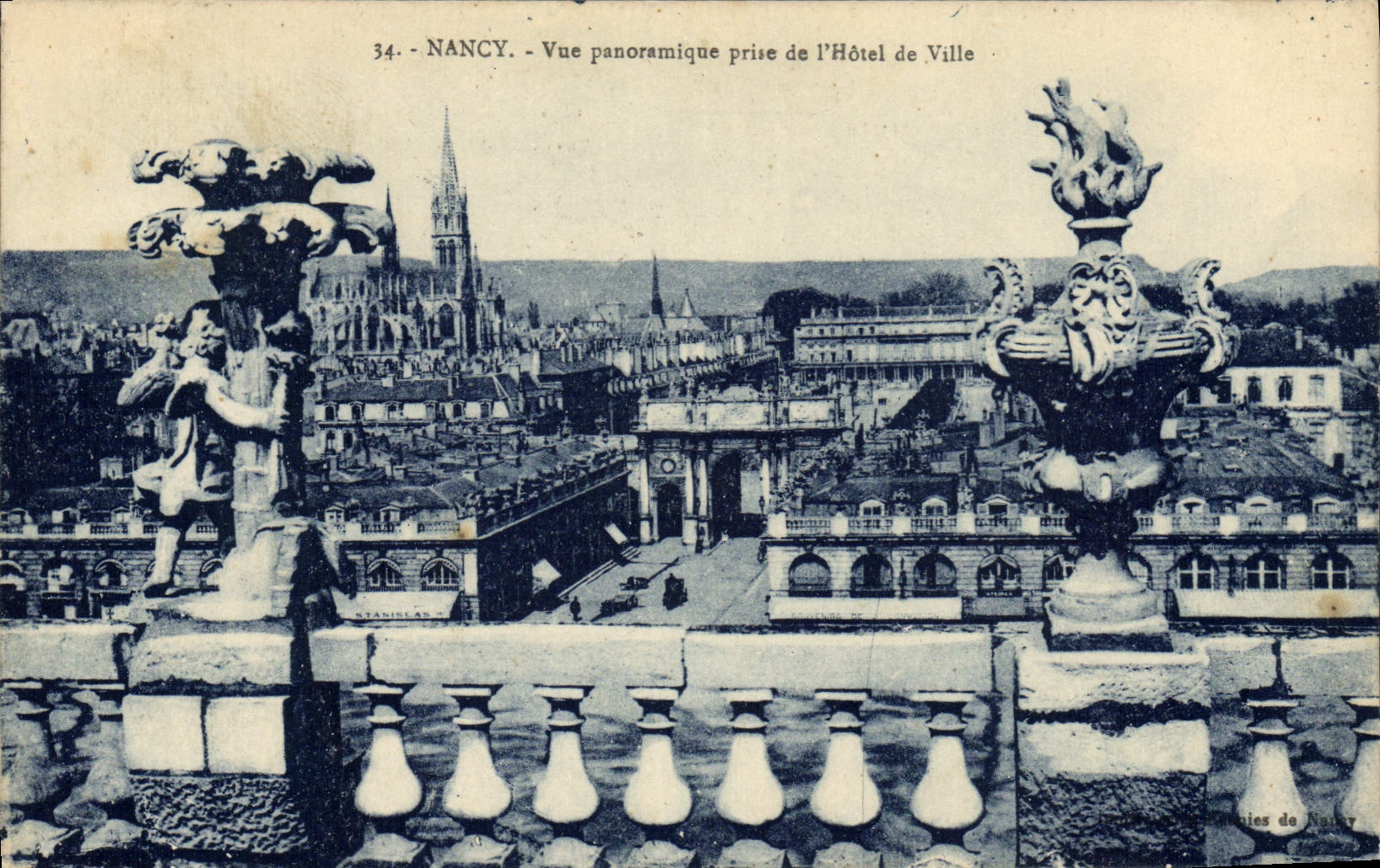 CPA Nancy Vue panoramique prise de l'Hotel de Ville 