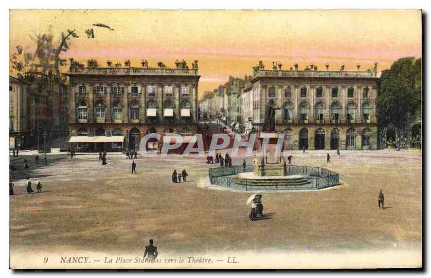 CPA Nancy La Place Stanislas vers le Theatre 