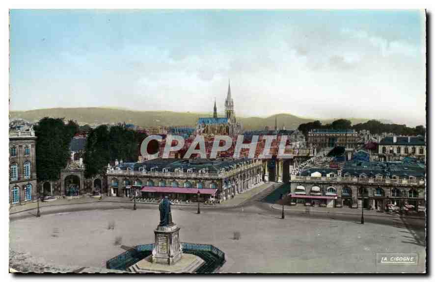 CPA Nancy Meurthe et Moselle La place Stanislas et l'Eglise Saint Epevre 