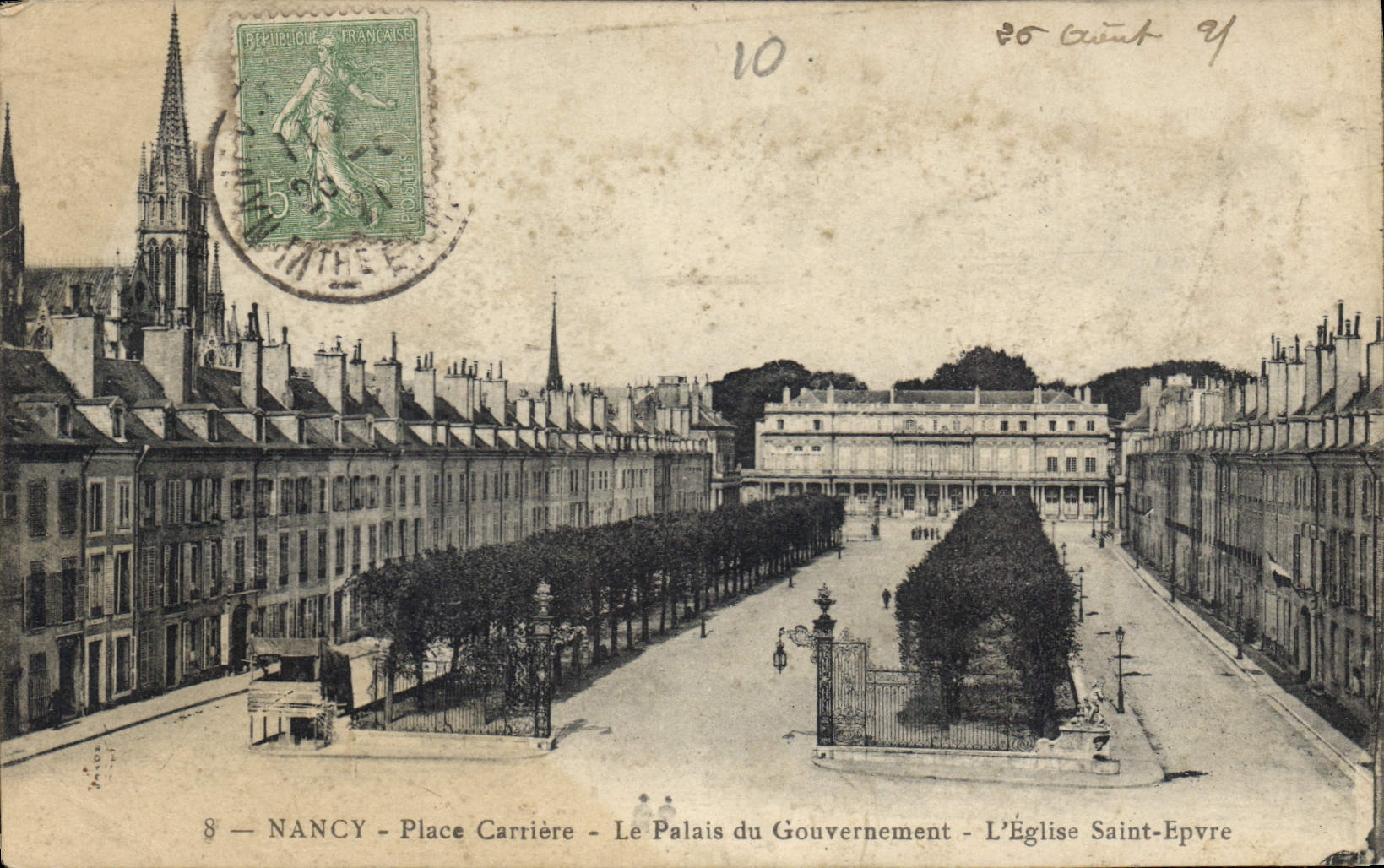CPA Nancy Place Carriere Le Palais du Gouvernement L'Eglise Saint Epevre 