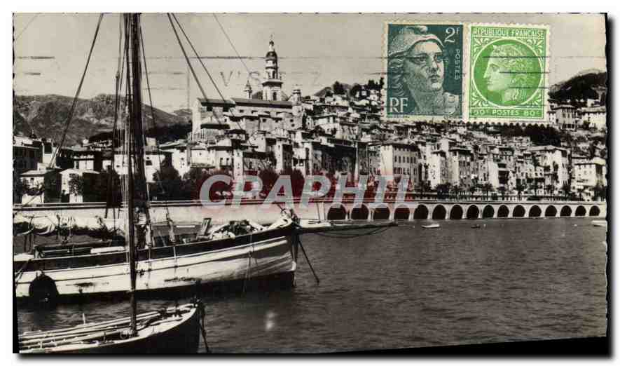 CPA Menton La Vieille Ville Bateau