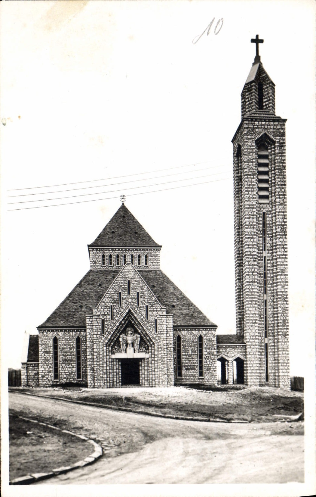 CPA Chapelle St Jean de Cachan La facade 