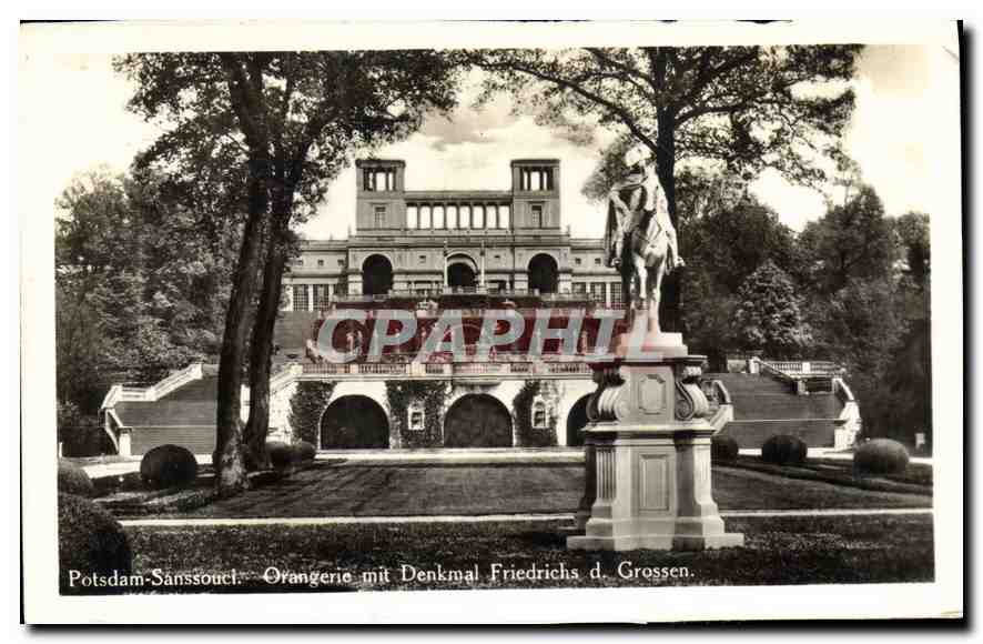 CPA Potsdam Sanssouel Orangerie mit Denkmal Friedrichs d Grossen 