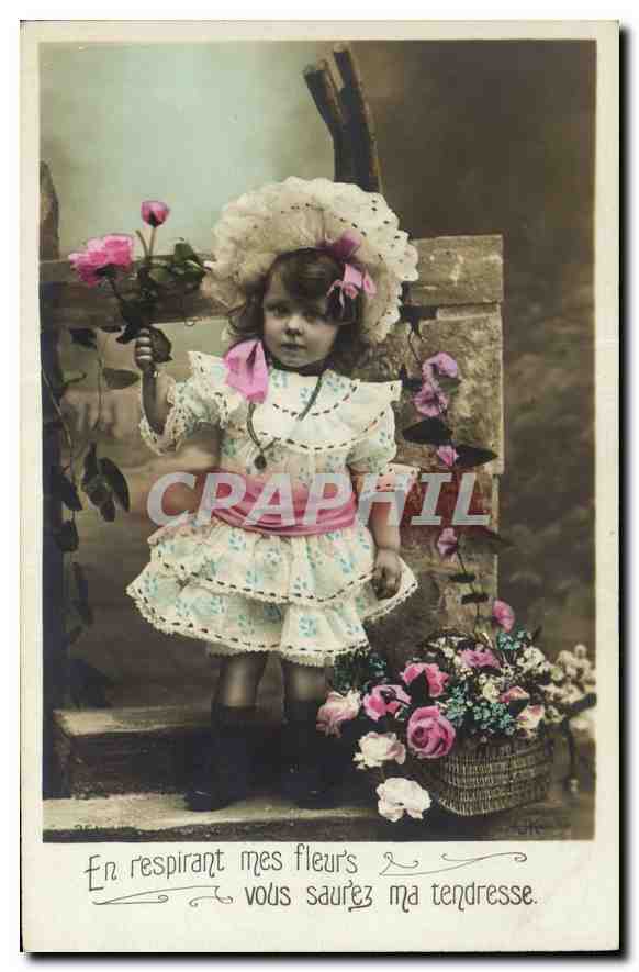 CPA En respirant mes fleurs vous saurez ma tendresse Enfant