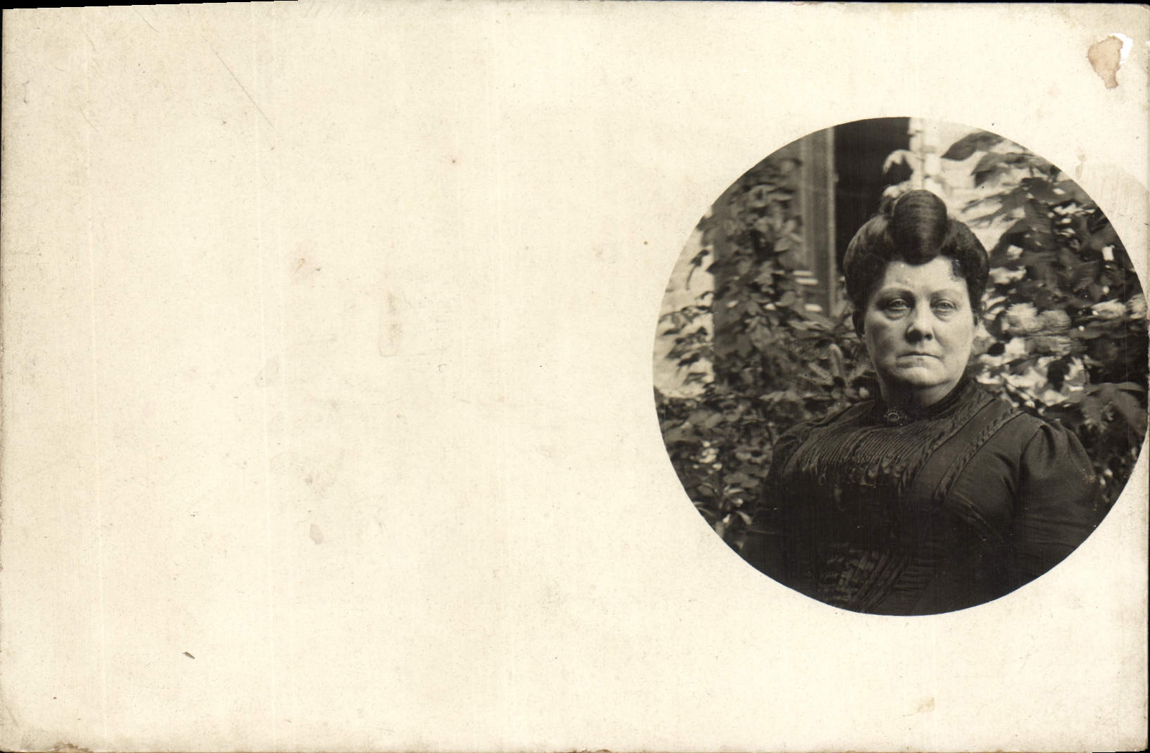 CARTE PHOTO Femme
