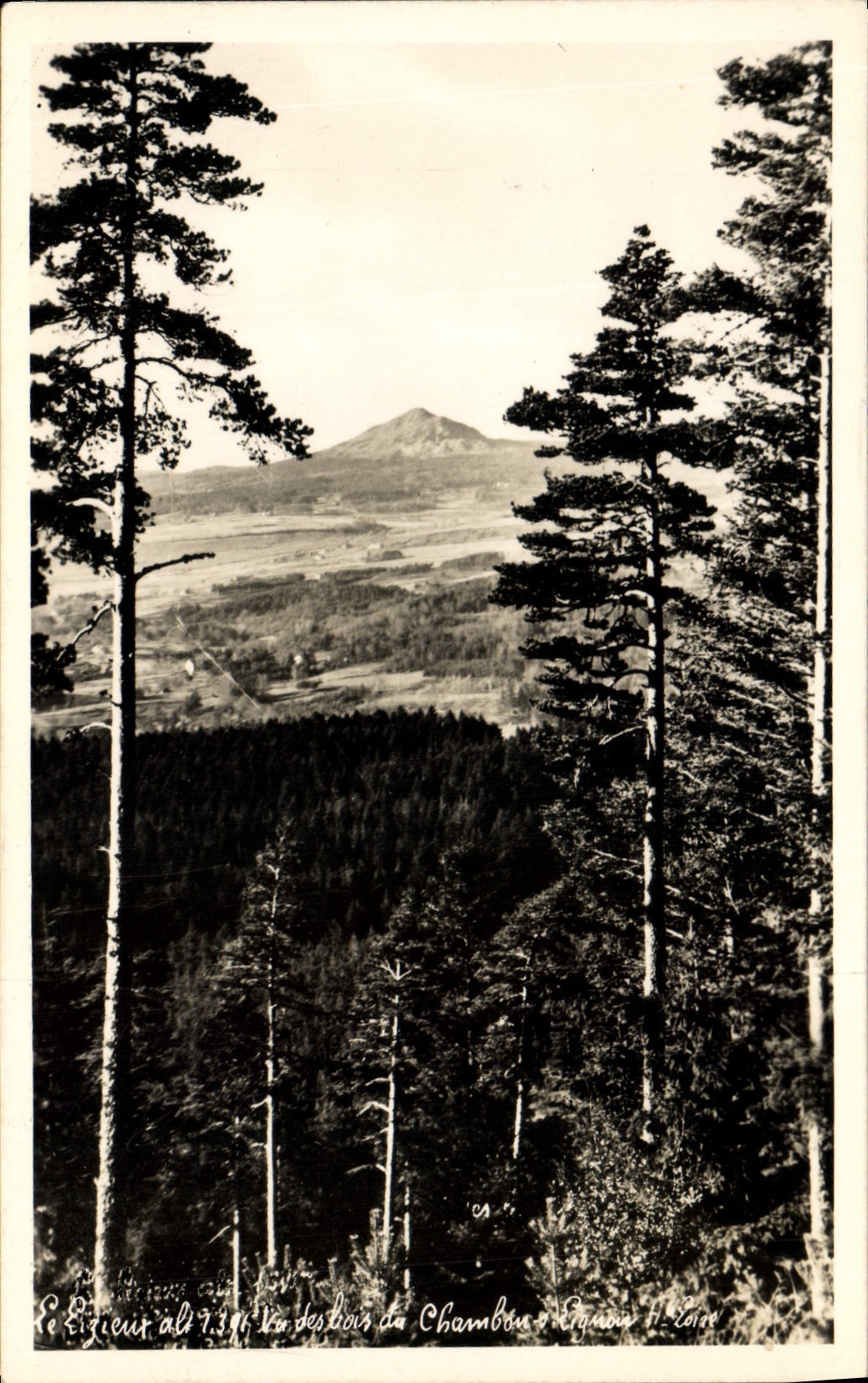 Le Rigieux — vue des bois du Chambour à Ognon — Éditions A. Roches Agrève