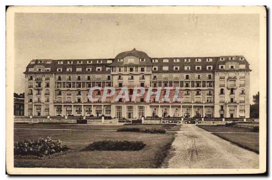 Hôtel Royal — Deauville, La Plage Fleurie — éditeur 'La Cigogne'