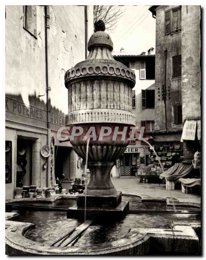 CPA Vence A M la Fontaine du Peyra 
