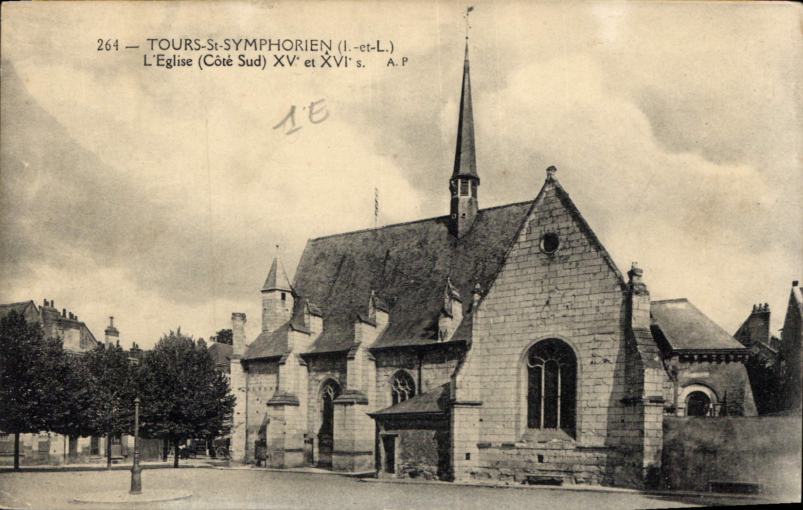 CPA Tours St Symphorien I et L l'Eglise Cote Sud XV et XVI S 