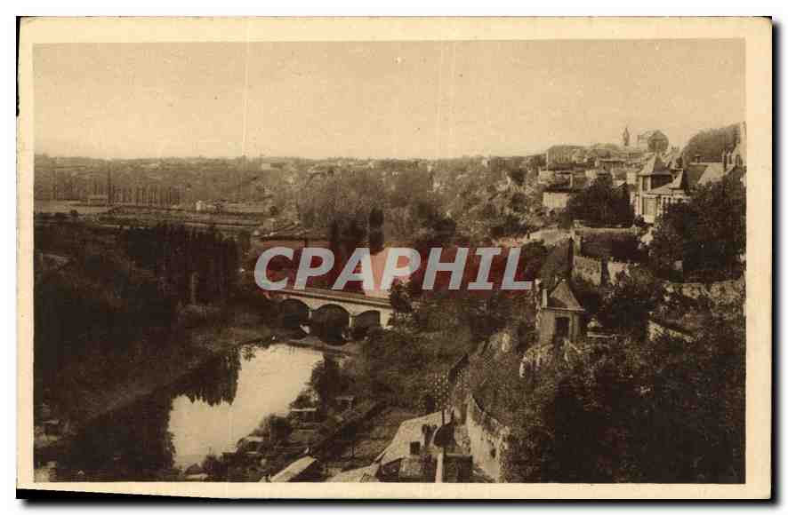 CPA Le Poitou Pittoresque Poitiers Vienne Vallee du Clain le Pont du Chemin de Fer les coteaux de la