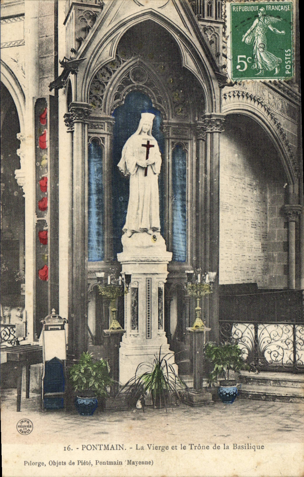 CPA Pontmain la Vierge et le Trone de la Basilique 