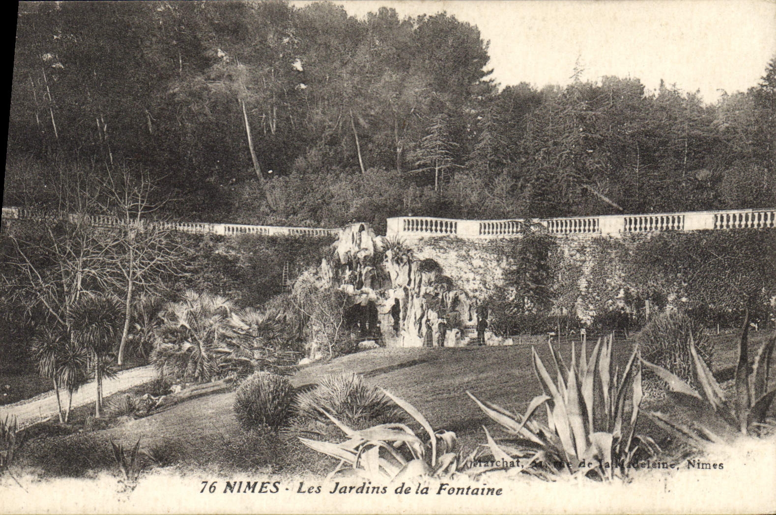 Nîmes - Les Jardins de la Fontaine — éditeur Loubiarchat, Au bord de la Cèlaine, Nîmes, n°76