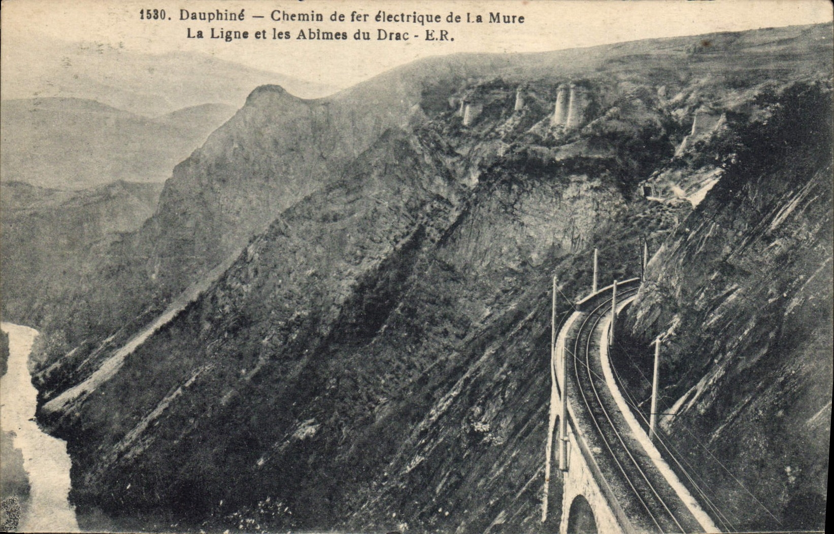 CPA Dauphine Chemin de fer electrique de la Mure la Ligne et les Abimes du Drac 