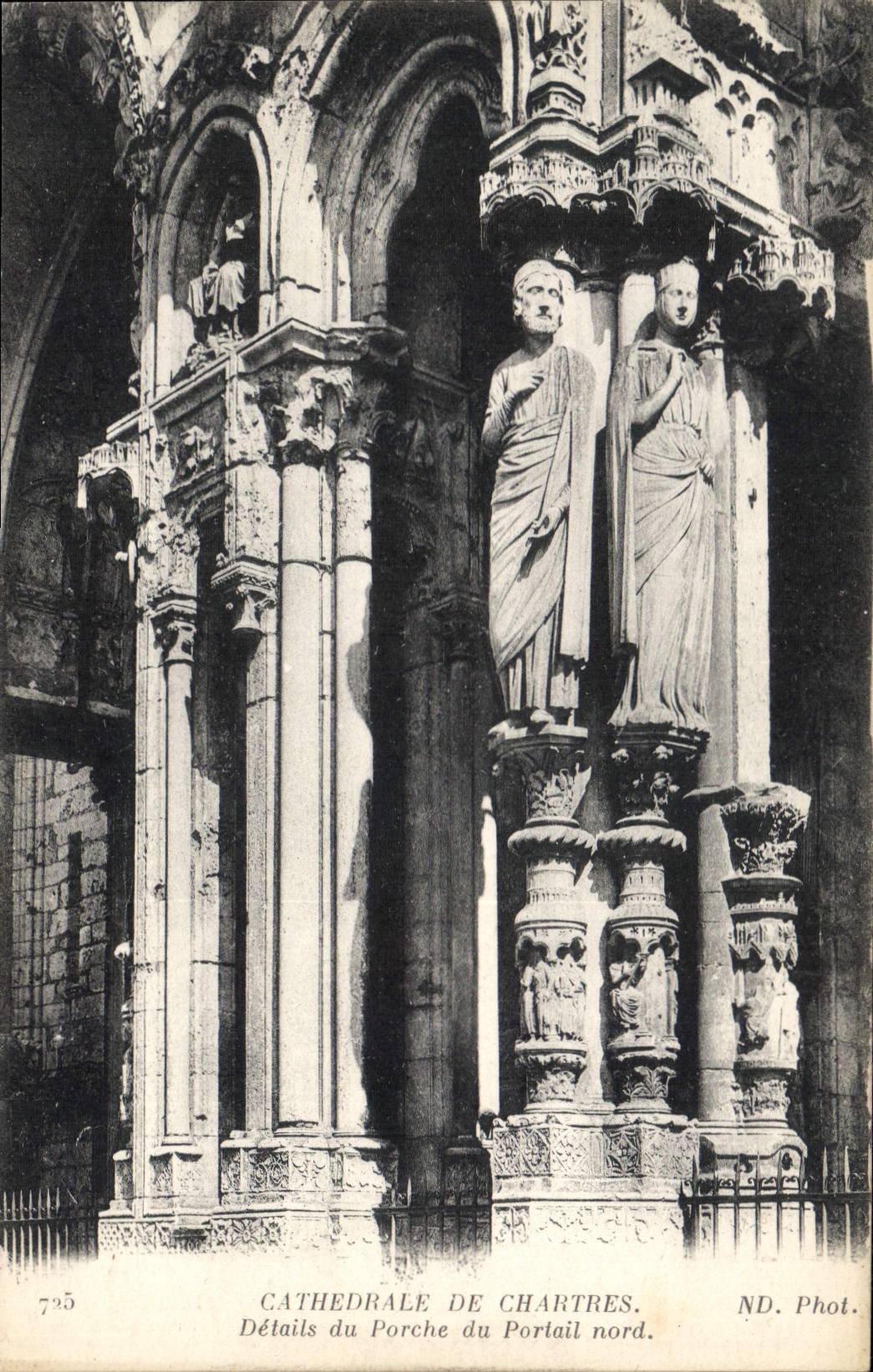 CPA Cathedrale de Chartres Detail du Porche du Portail nord 