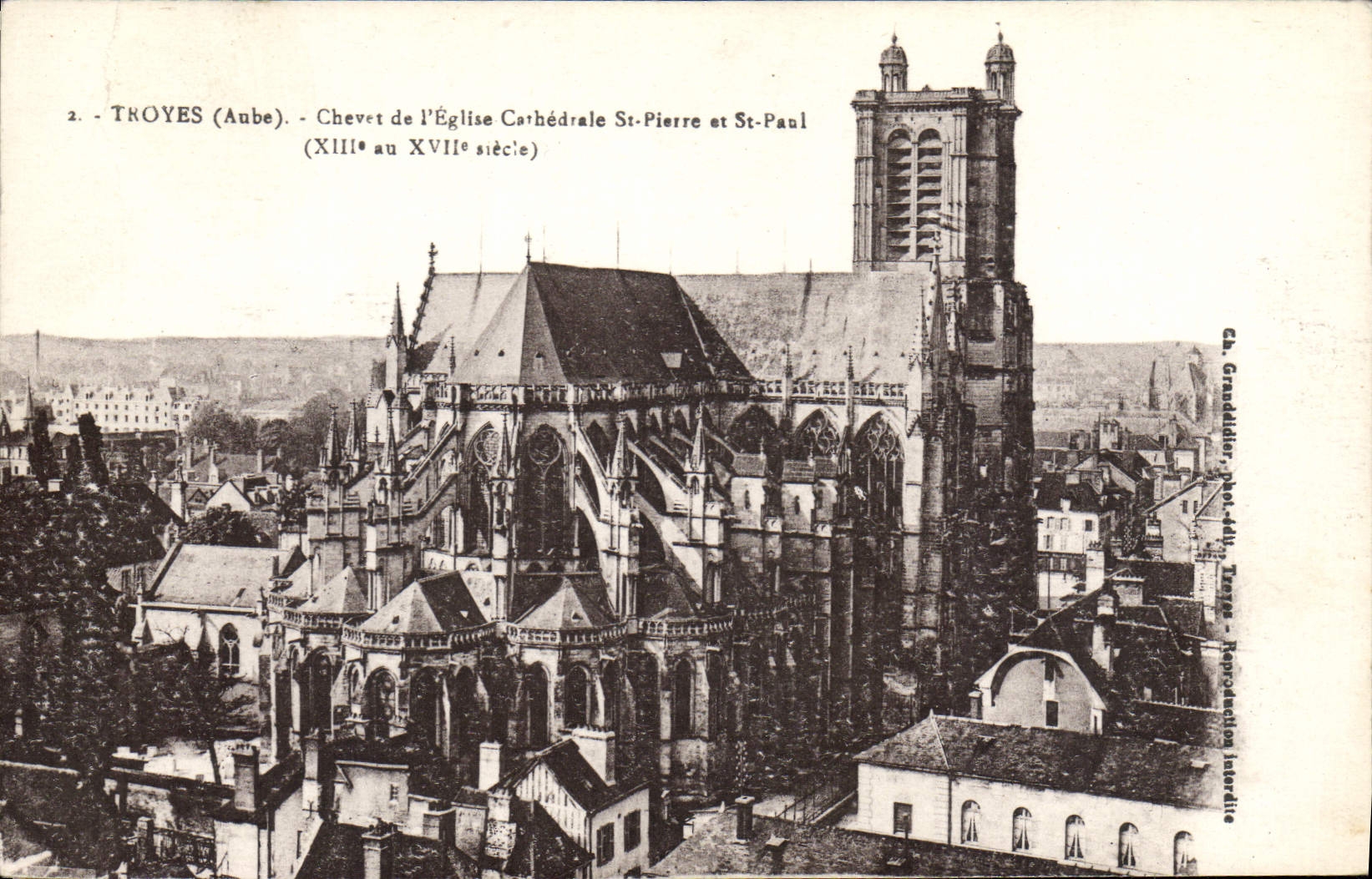Troyes (Aube) — Westfassade der Kathedrale St-Pierre und St-Paul (13. bis 17. Jahrhundert) — Ch. Granddider, Kunstfotografie, Troyes