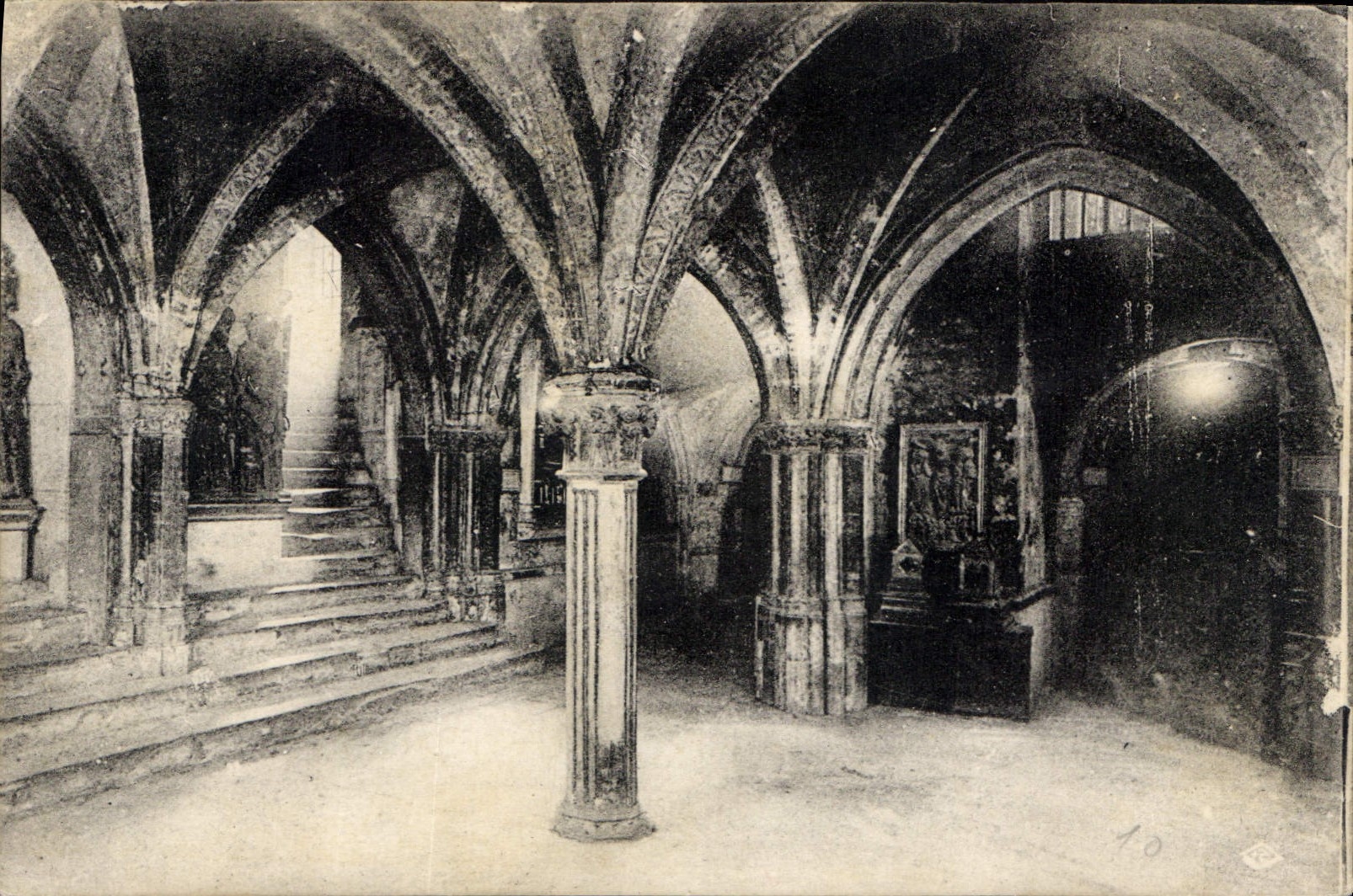 CPA Insigne Basilique St Sernin de Toulouse 