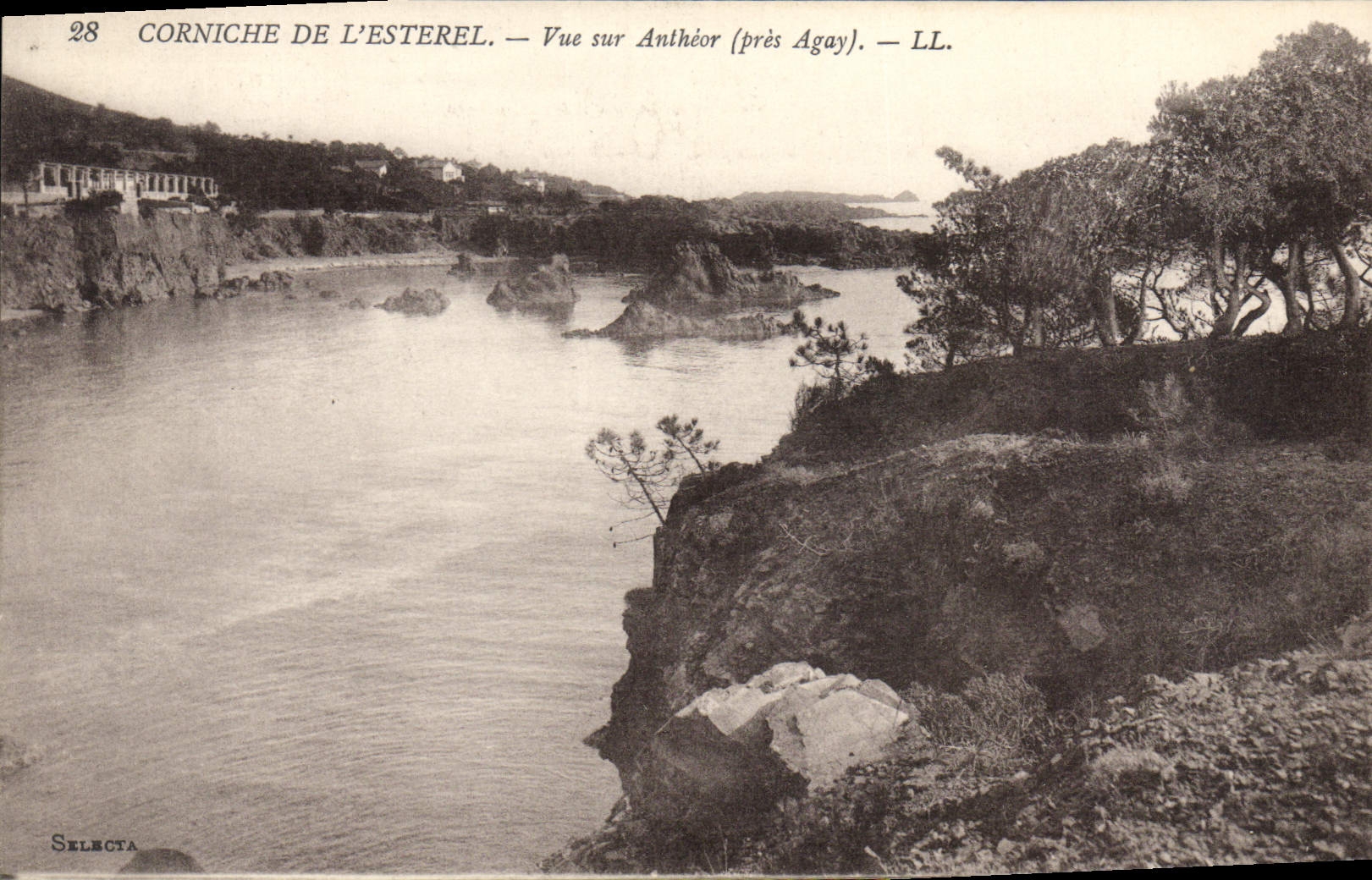 CPA Corniche de l'Esterel Vue sur Antheor 