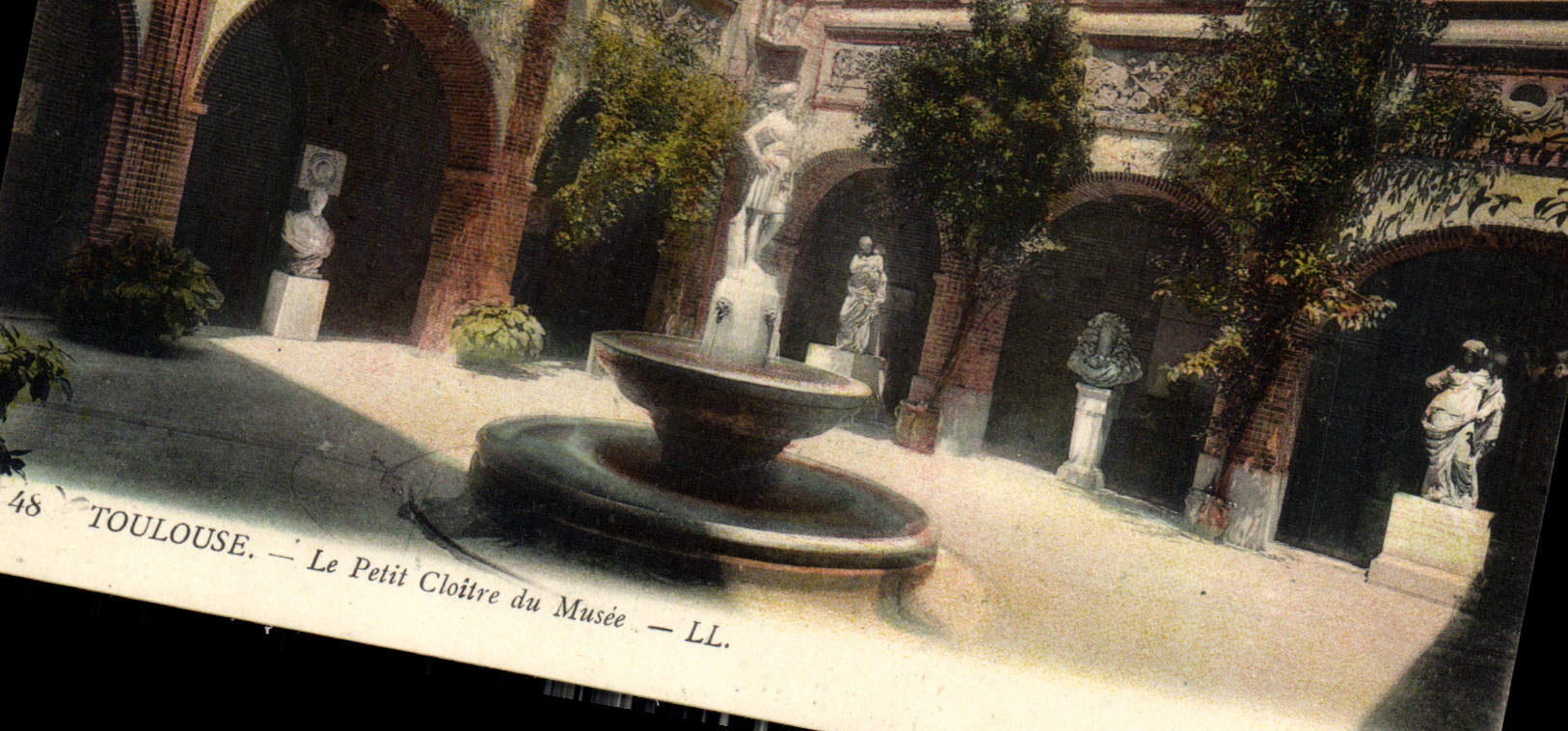 Toulouse — Le Petit Cloître du Musée — LL. N° 48