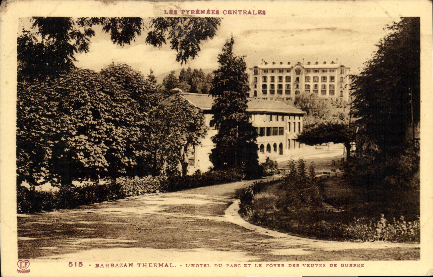 CPA Barzaban Thermal L'Hotel du Parc et le Foter des veuves de guerre 