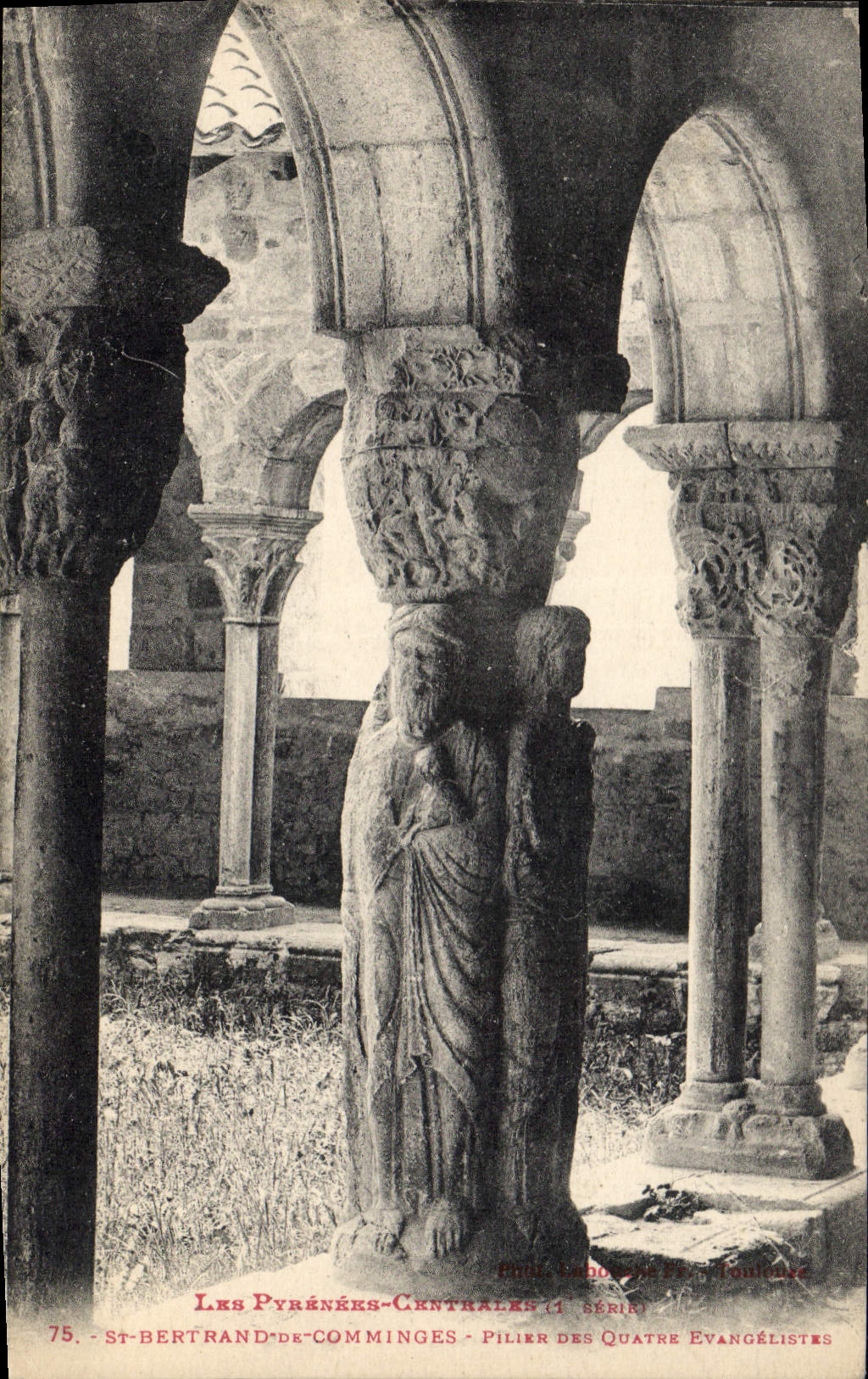 CPA St Bertrand de Comminges Pilier des Quatre Evangelistes 
