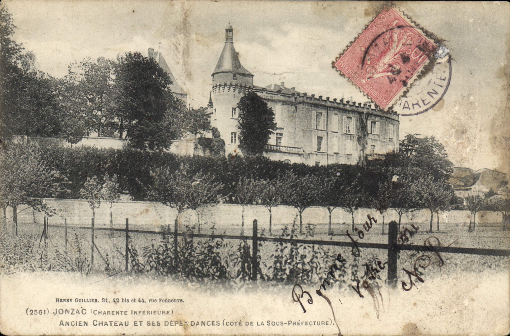 CPA Jonzac Charente Inferieure Ancien chateau et ses dependances 