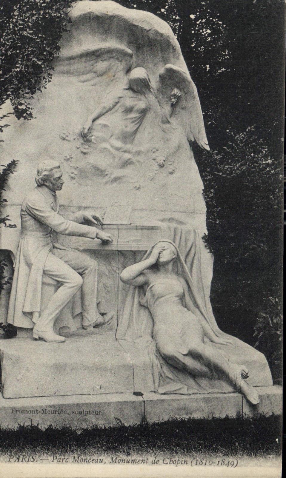 CPA Paris Parc Monceau Monument de Chopin  Musique Piano