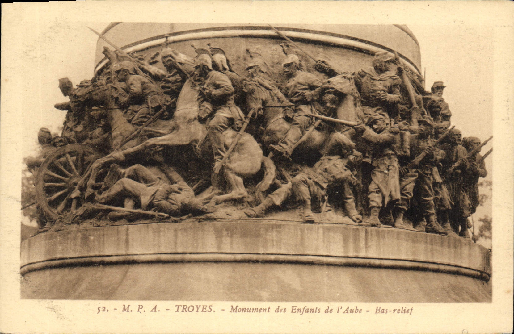 Troyes - Monument des Enfants de l'Aube - Bas-relief — M.P.A. n°52