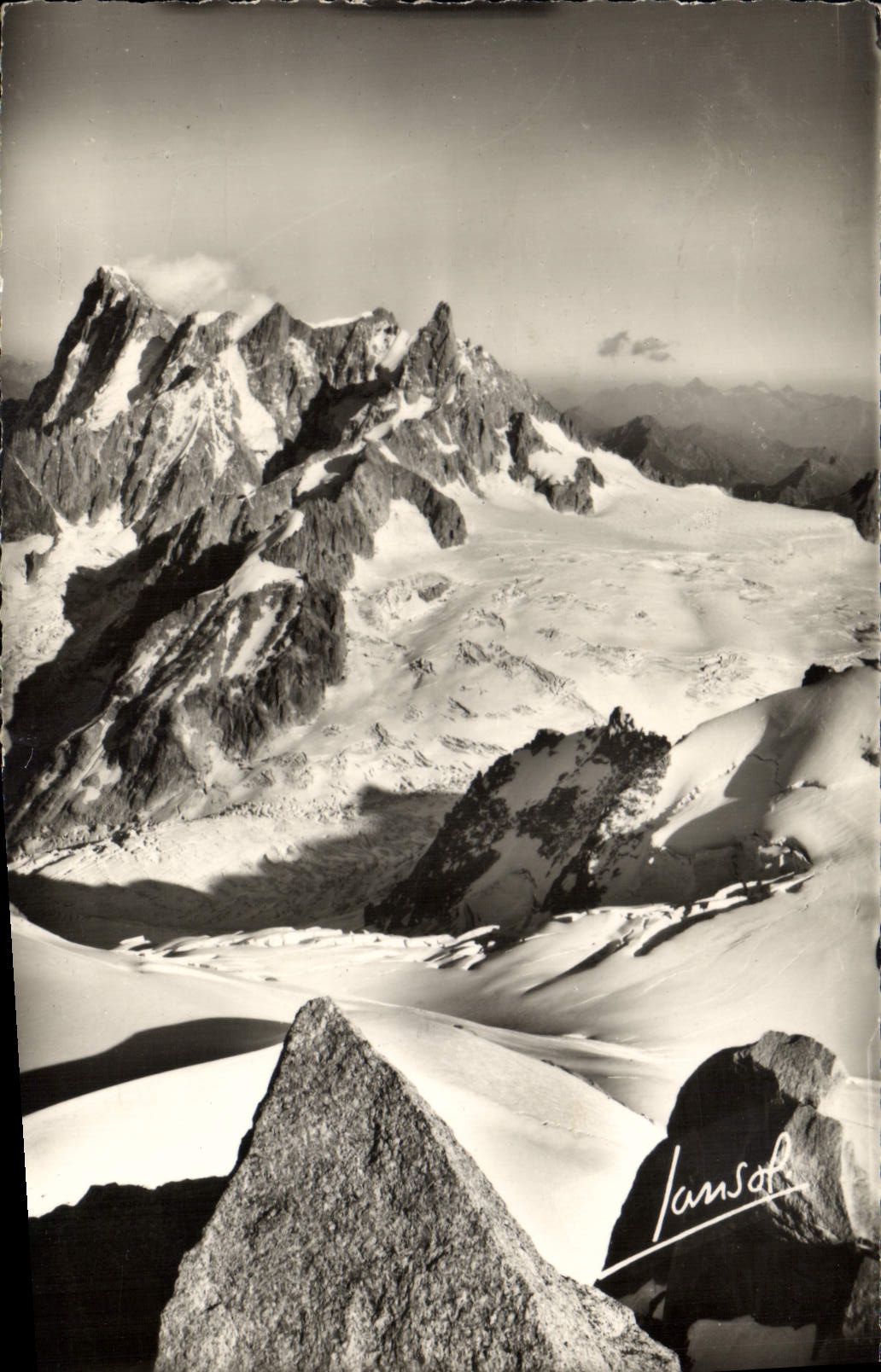CPA Chamonix Hte Savoie La Vallee Blanche 