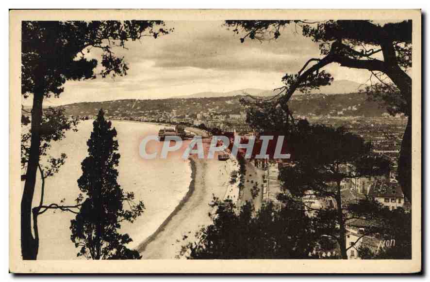 CPA Cote d'Azur Nice Alpes Maritimes Vue generale et Baie des Anges 