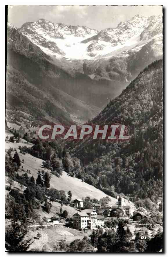 Dauphine (Isère) — Station Estivale (732 m) et Glacier du Gleyzin (2.667 m) — Cliché Alsat Faugier, Répr. interdite
