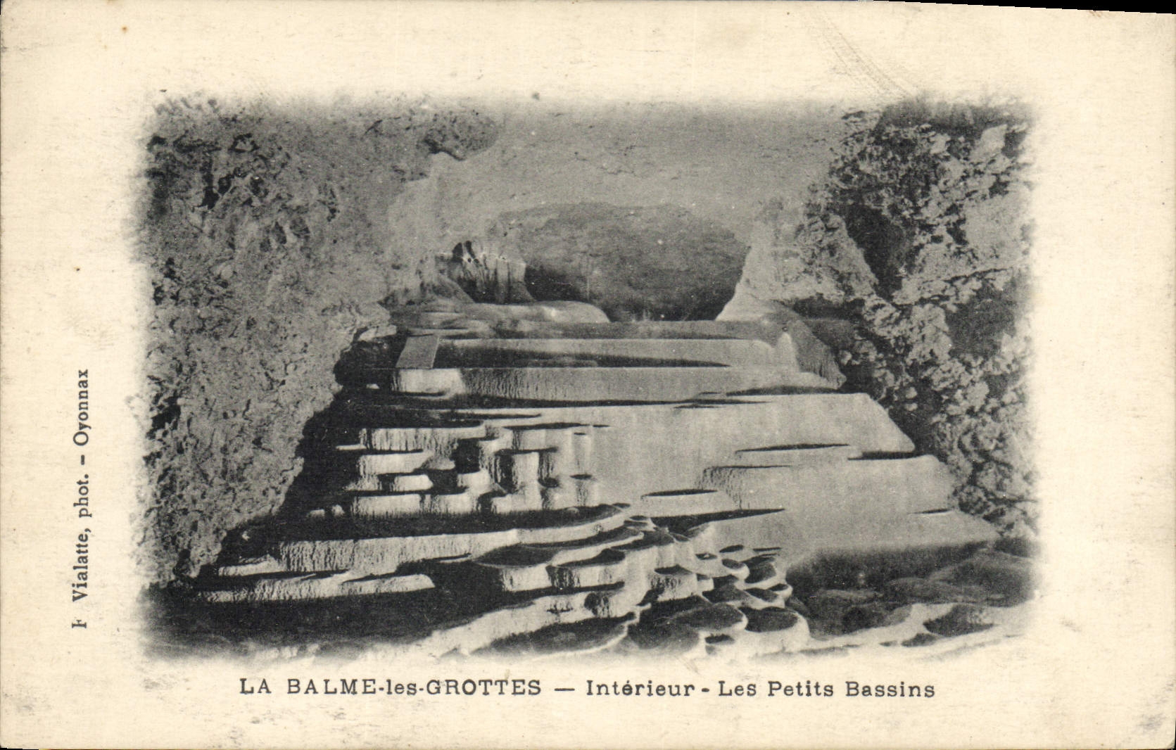 CPA La Balme les Grottes Interieur Les Petits Bassins 