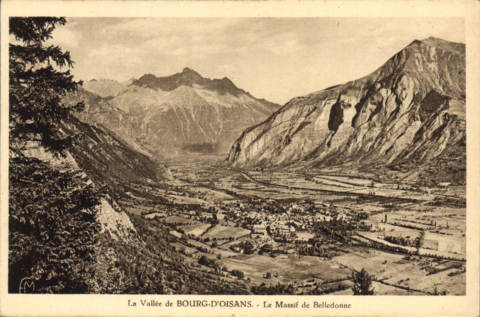 CPA La Vallee de Bourg d'Oisans Le Massif de Belledonne 