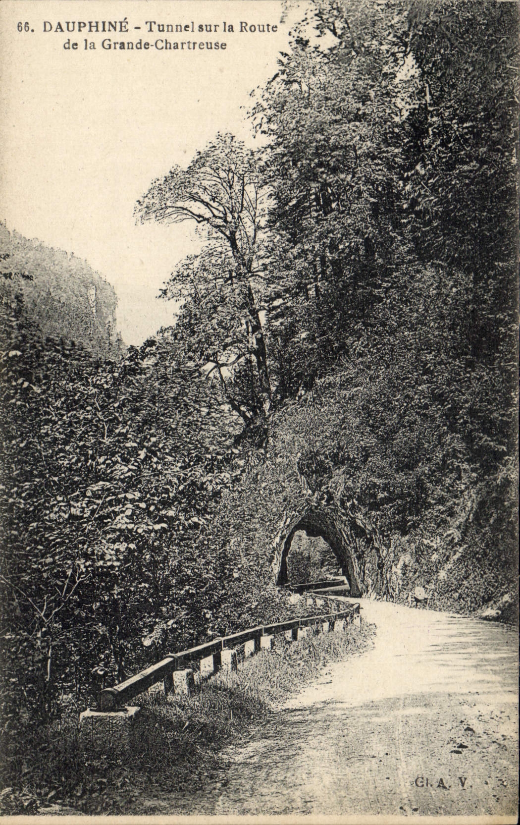 Dauphiné - Tunnel sur la Route de la Grande-Chartreuse — Gravure G.L.A.Y. n°66
