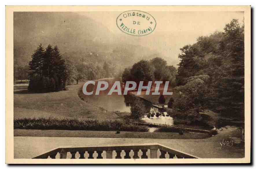 CPA Chateau de Vizille Isere Le Parc vu de l'Escalier d'Honneur 