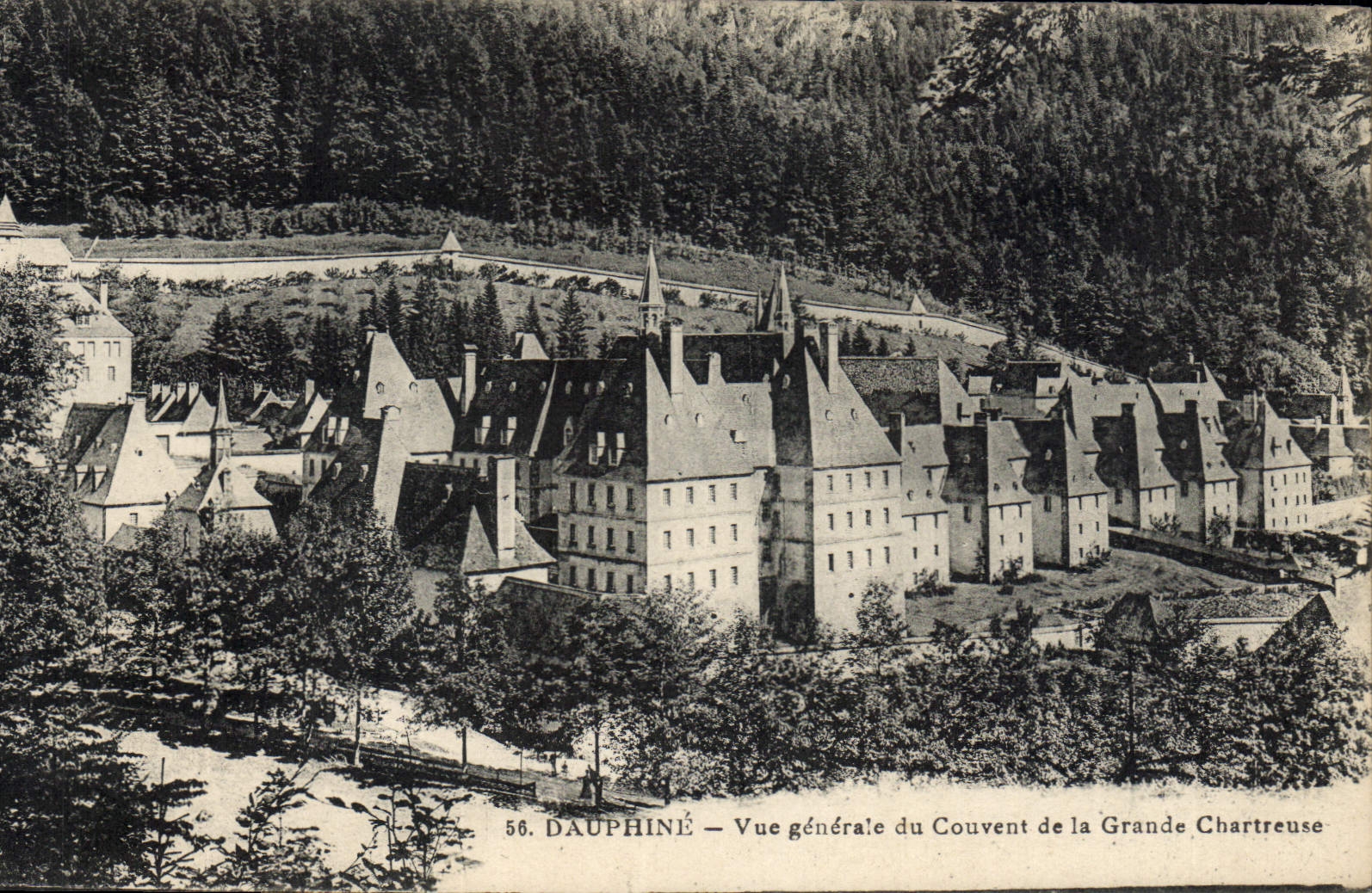Dauphiné — Vue générale du Couvent de la Grande Chartreuse