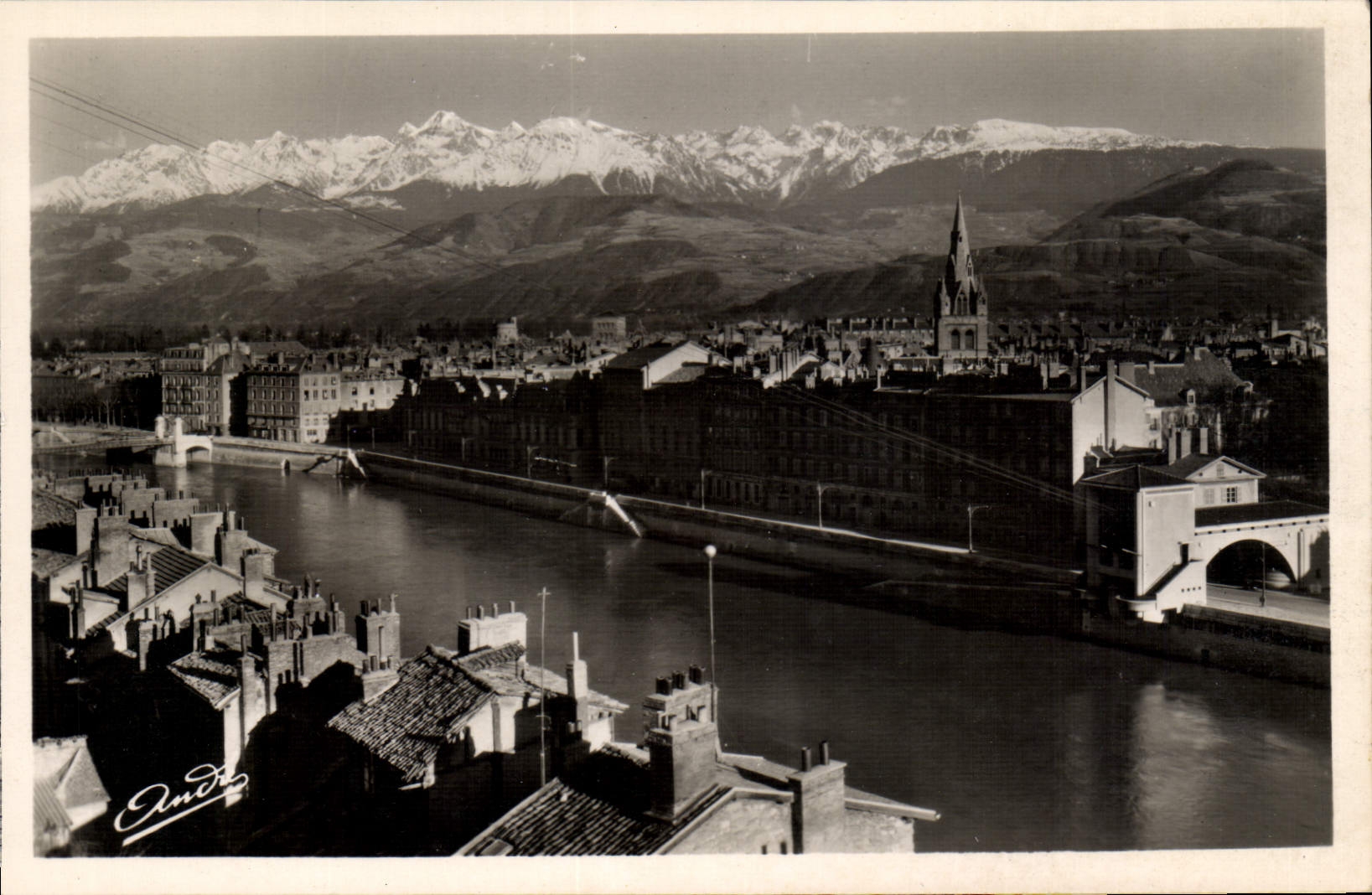 Grenoble — Vue générale et la Chaîne des Alpes — Édition d'Art André