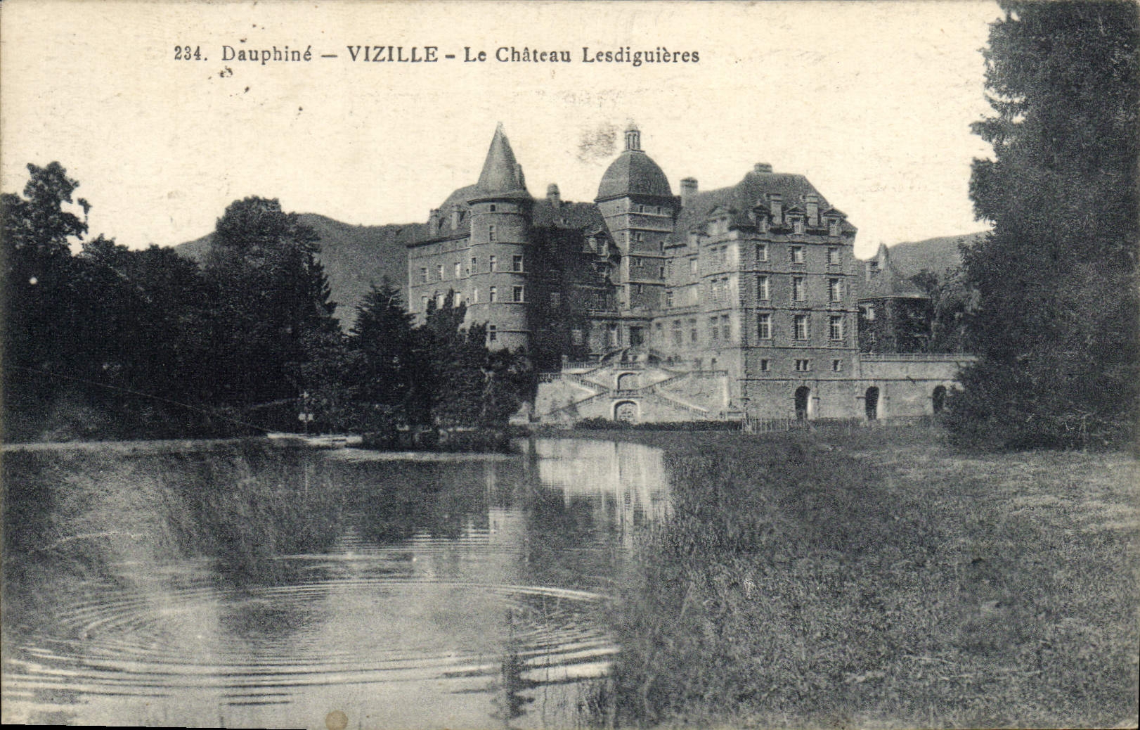 Vizille - Le Château Lesdiguières — Éditeur L. Gaudé, n° 234