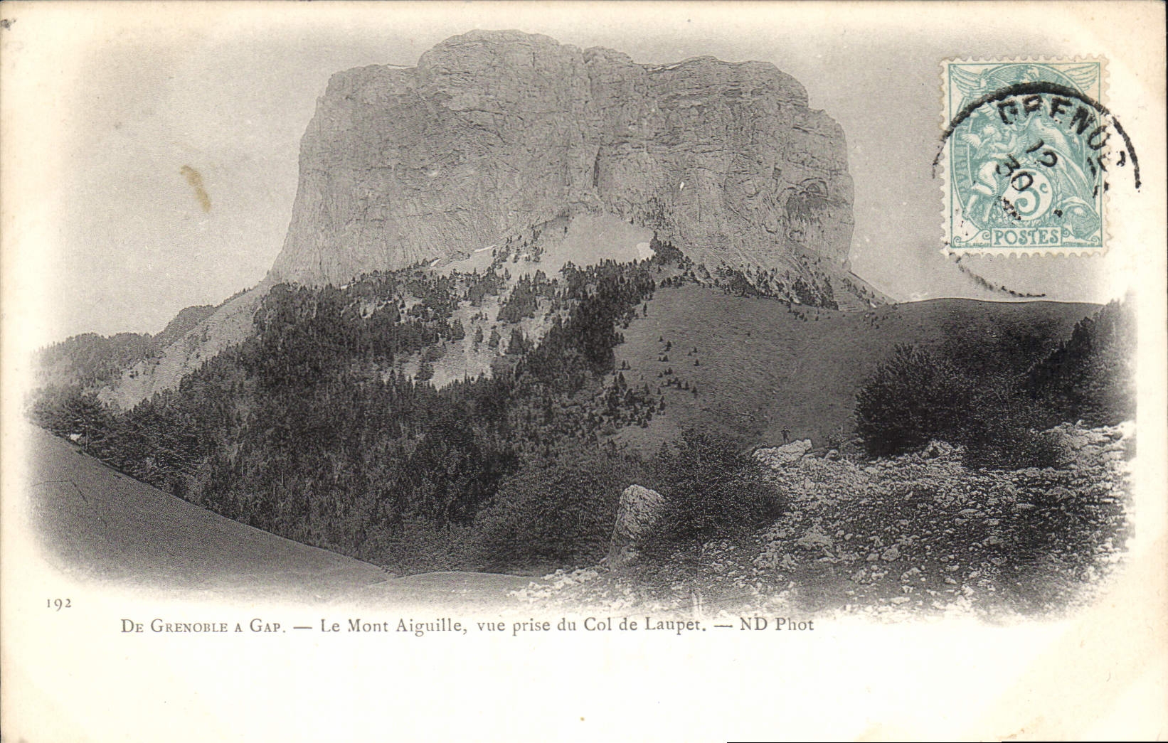 Le Mont Aiguille — vue prise du Col de Laupet — ND Phot