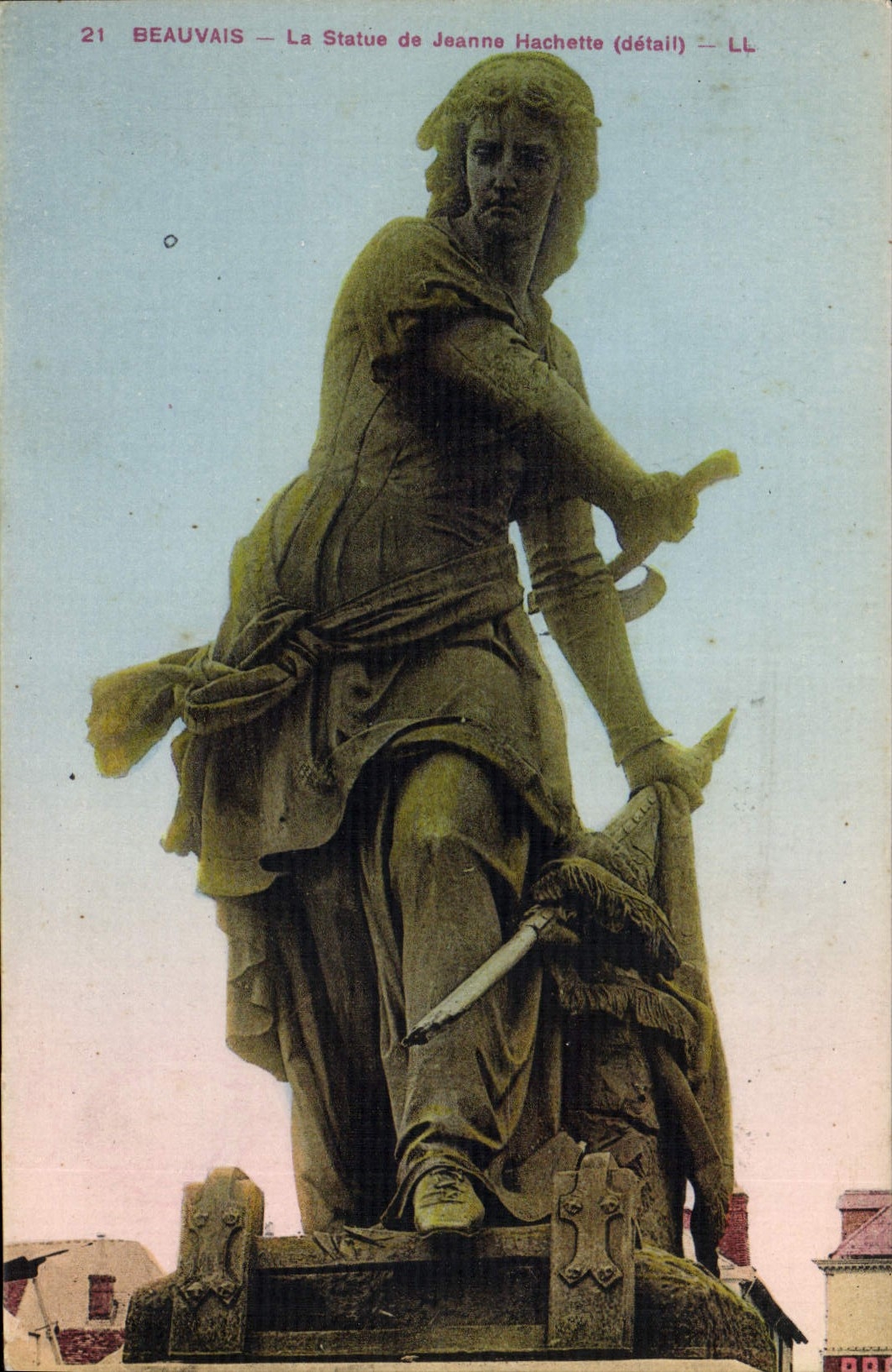 CPA Beauvais la Statue de Jeanne Hachette detail 