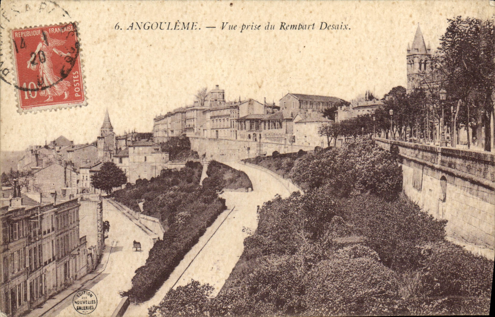 CPA Angouleme vue prise du Rembart Desaix 
