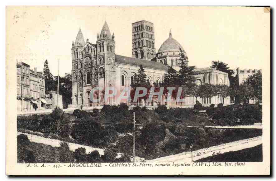 Angoulême — Kathedrale Saint-Pierre, roman-byzantinisch (11. Jh.) Klassifiziertes historisches Monument — A.G.A. - 443