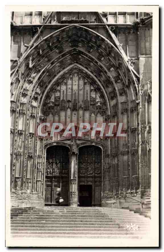 CPA Beauvais Oise le Portail principal de la Cathedrale 