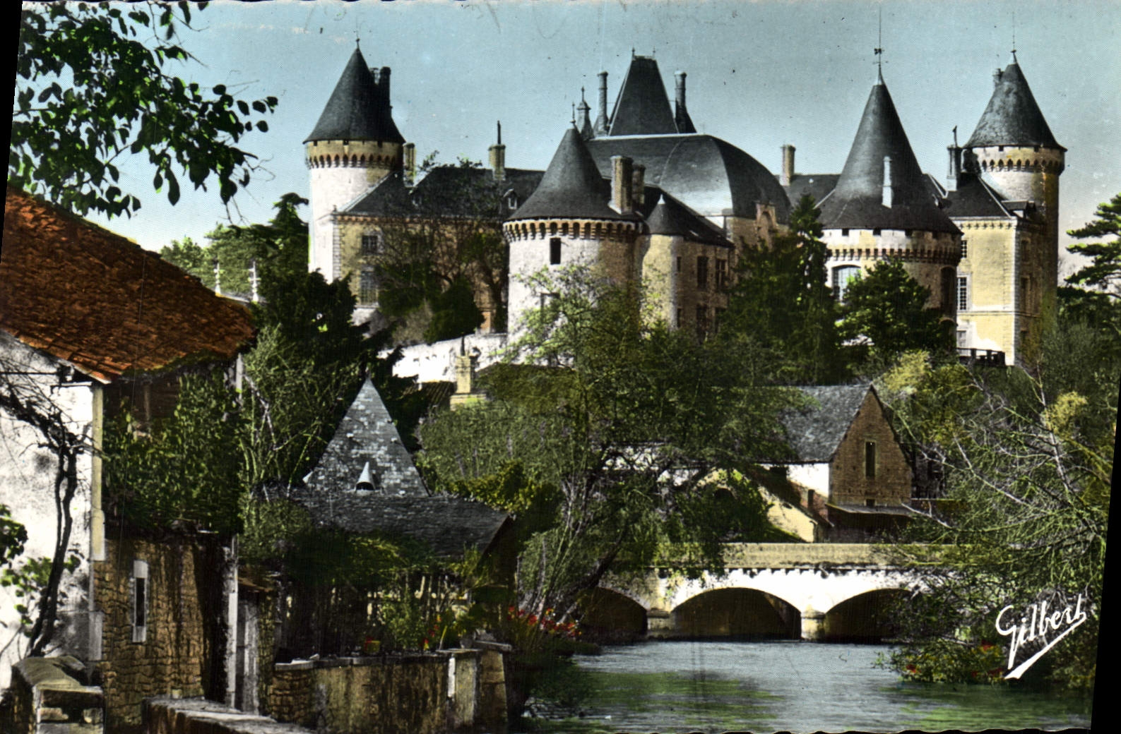CPA Verteuil Charente le Chateau et le Pont sur la Charente 